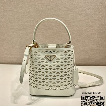 프라다 PRADA 컷아웃 모티프 파니에 가죽 미니백 1BA217