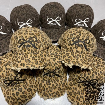 미우미우 MIUMIU 모자