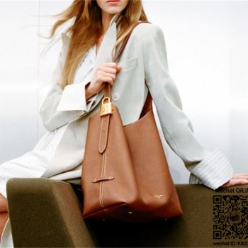 루이비통 Louis Vuitton 로우 키 호보 MM  M24974