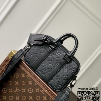 루이비통 Louis Vuitton 나노 포르테 도큐멍 보야주 M82770