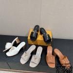 루이비통 LV 힐 샌들 슬리퍼 6.5cm