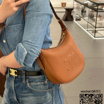 셀린느 CELINE 트리옹프 엘로이즈백 - 서플 카프스킨 탠 117253