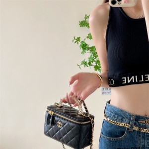 샤넬 CHANEL 신상 탑핸들 코스메틱케이스