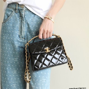 샤넬 CHANEL 신상 체인 핸들백