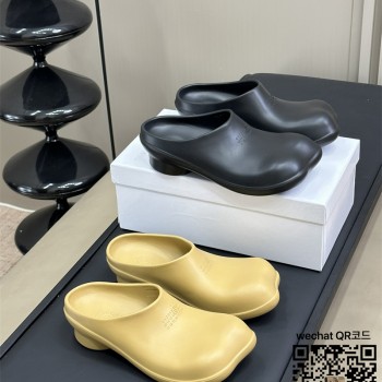 메종마르지엘라 Maison Margiela  힐 샌들 슬리퍼