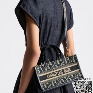 디올 DIOR 북토트백 스트랩 27cm