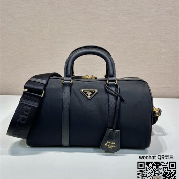 프라다 PRADA 리에디션 1978 미디엄 리나일론 및 사피아노 가죽 탑 핸들 백