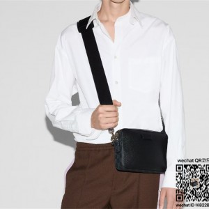 구찌 GUCCI 태그 장식의 스몰 GG 크로스백 795465