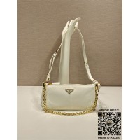 프라다 PRADA 리에디션 2002 미디엄 가죽 숄더백 1BC221
