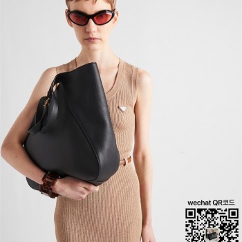 프라다 PRADA 신상 가죽 쇼핑백 토트백 1BG512