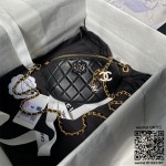 샤넬 CHANEL 신상 웨이스트백  AP4113