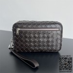 보테가베네타 BV 인트레치아토 손목 스트랩 파우치 777390