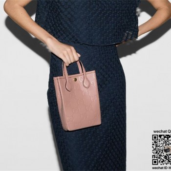 구찌 GUCCI GG 스트랩 수퍼 미니백 790133