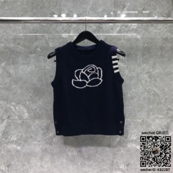 톰브라운 THOM BROWNE 니트 조끼