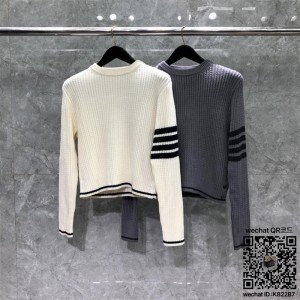 톰브라운 THOM BROWNE 스웨터