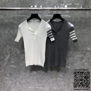 톰브라운 THOM BROWNE 니트 반팔티