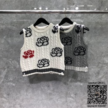 톰브라운 THOM BROWNE 니트 조끼