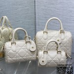 디올 DIOR 신상 그루브25백