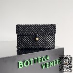 보테가베네타 BV 클러치백  777678