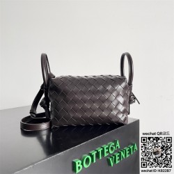 보테가베네타 BV 스몰 핸들 루프백 796615