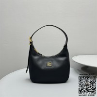 미우미우 MIUMIU 호보백