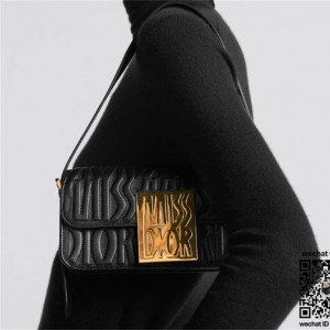 디올 DIOR 신상  Miss Dior 플랩백