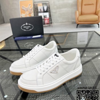 프라다 PRADA 남자 스니커즈 운동화 신발