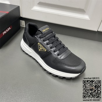 프라다 스니커즈 신상