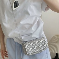 미우미우 MIUMIU WOC체인 숄더백