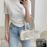 미우미우 MIUMIU 보스턴백