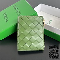 보테가베네타 스몰 인트레치아토 폴더형 지퍼 지갑 742330