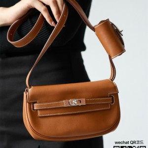 에르메스 HERMES 신상 kelly moove 켈리 무브백 swift가죽