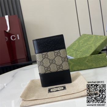 구찌 GG 바이폴드 카드 케이스 카드지갑 806151