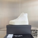 프라다 스니커즈 운동화