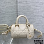 디올 DIOR 신상 그루브17백