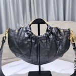 디올 신상 만두백