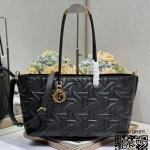 디올 토트백 스몰