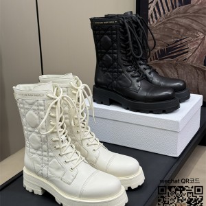 디올  부츠 워커