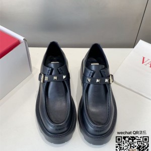 발렌티노 로퍼 구두 슈즈
