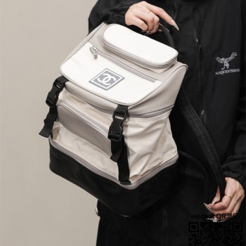 샤넬 백팩
