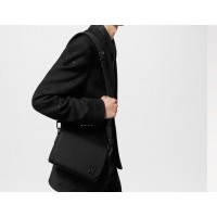 루이비통  테이크오프 메신저 PM M24769