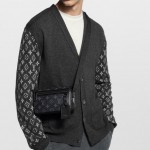 루이비통 보스포어 웨어러블 월릿 M12599