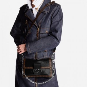 루이비통 도핀 소프트 MM M13450