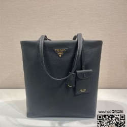 프라다 라지 가죽 토트백 1BG550