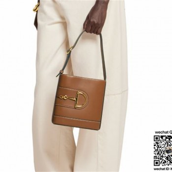 구찌 73 스몰 버킷백 833665