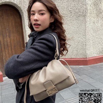 펜디 신상 바게트백