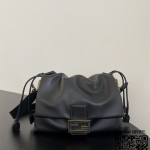 펜디 신상 바게트백