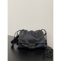 펜디 신상 바게트백