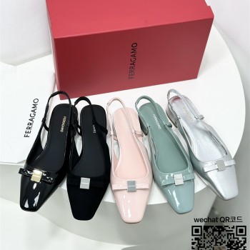 페라가모 힐 샌들 슬리퍼