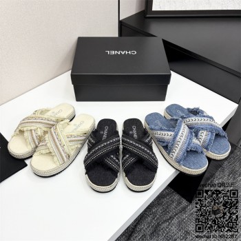 샤넬 힐 샌들 슬리퍼